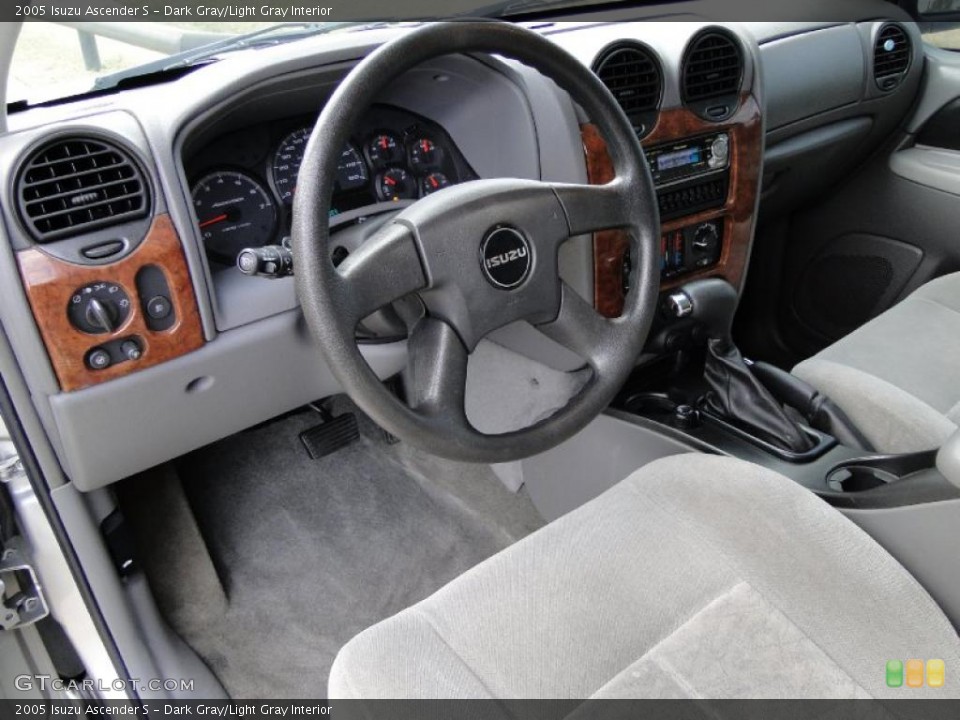 Dark Gray/Light Gray 2005 Isuzu Ascender Interiors