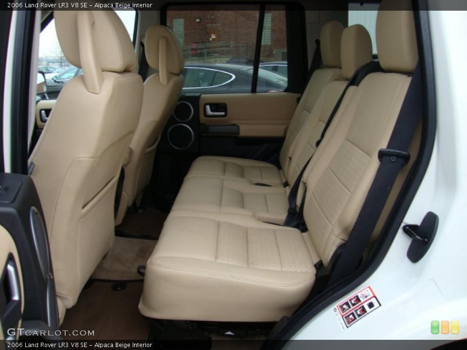 Alpaca Beige Interior Photo for the 2006 Land Rover LR3 V8 SE #41558274