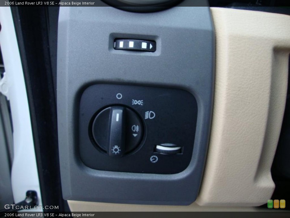 Alpaca Beige Interior Controls for the 2006 Land Rover LR3 V8 SE #41558750
