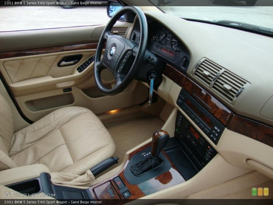 Sand Beige Interior Dashboard for the 2001 BMW 5 Series 540i Sport Wagon #41559727