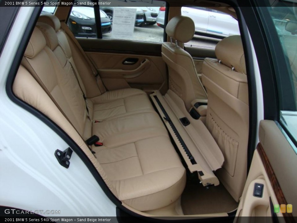 Sand Beige Interior Photo for the 2001 BMW 5 Series 540i Sport Wagon #41559799