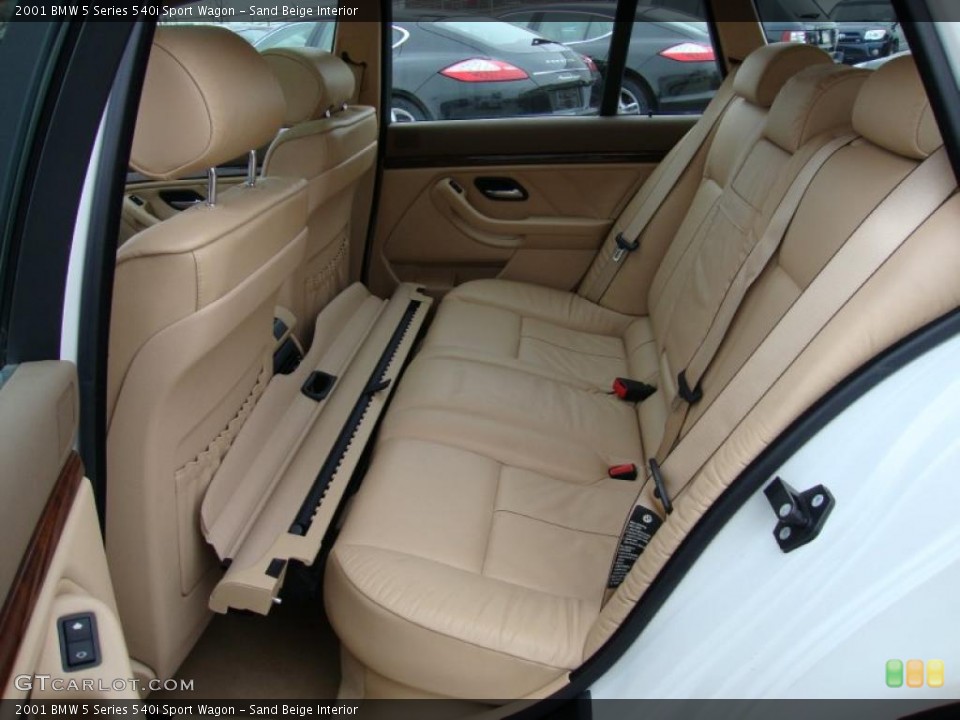 Sand Beige Interior Photo for the 2001 BMW 5 Series 540i Sport Wagon #41559827