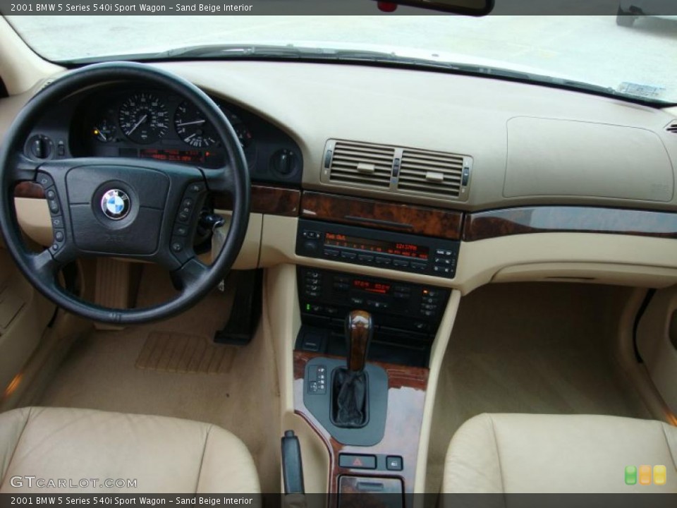 Sand Beige Interior Dashboard for the 2001 BMW 5 Series 540i Sport Wagon #41559879