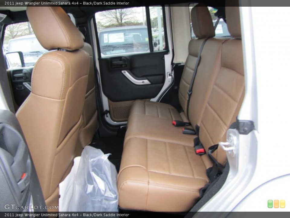 Black/Dark Saddle Interior Photo for the 2011 Jeep Wrangler Unlimited Sahara 4x4 #41562447