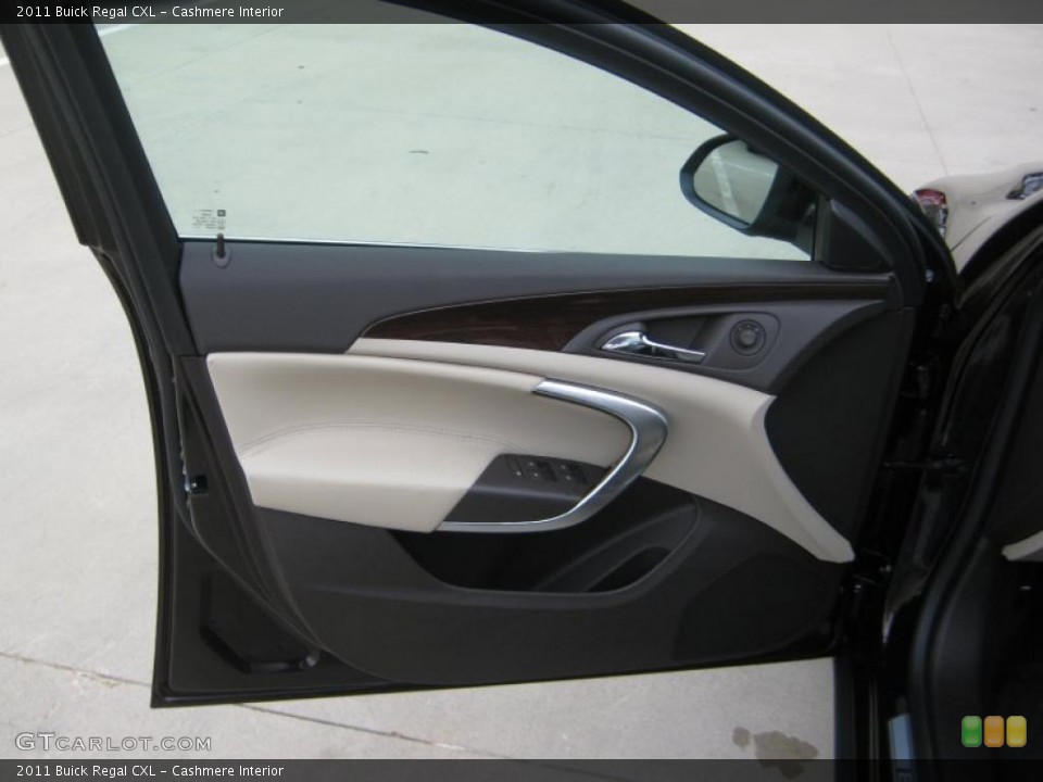 Cashmere Interior Door Panel for the 2011 Buick Regal CXL #41567503