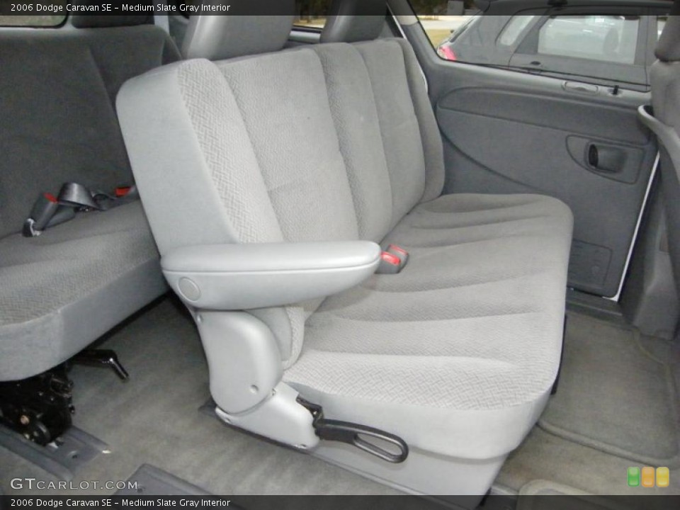 Medium Slate Gray Interior Photo for the 2006 Dodge Caravan SE #41570239