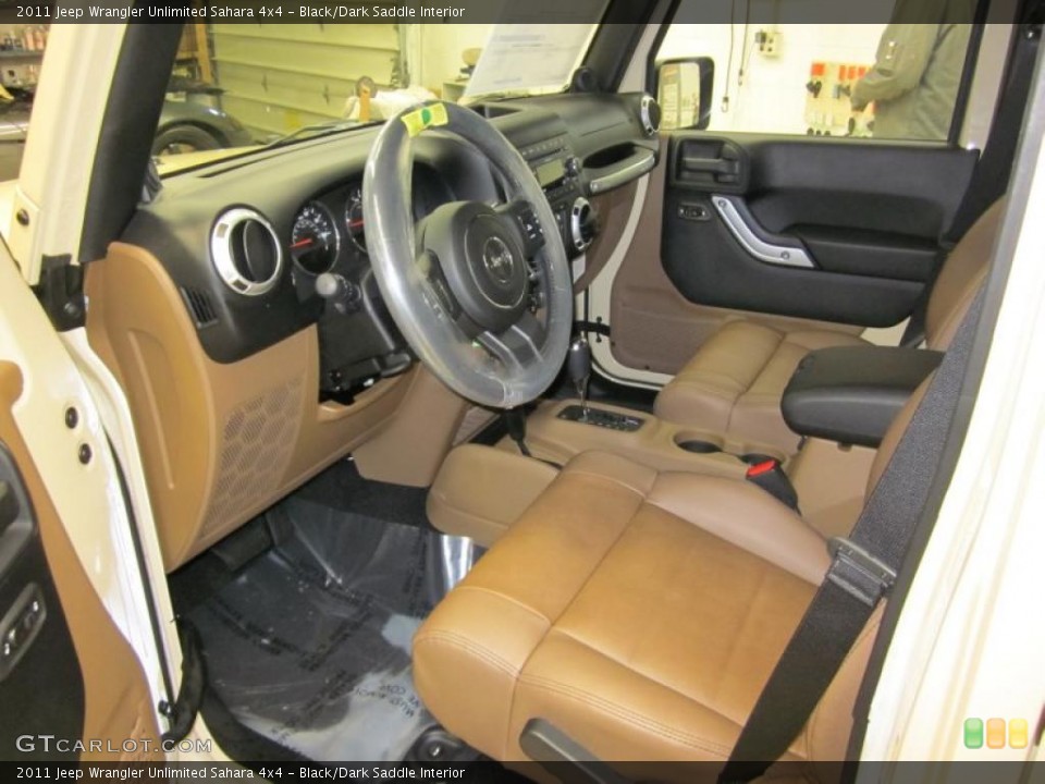Black/Dark Saddle Interior Photo for the 2011 Jeep Wrangler Unlimited Sahara 4x4 #41575195