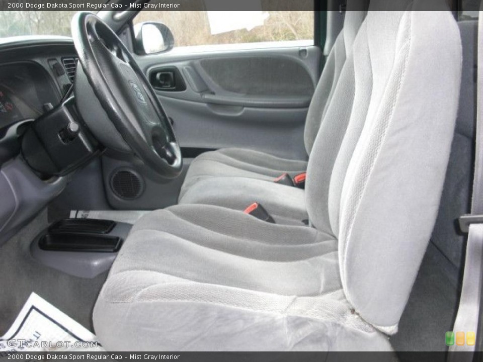 Mist Gray Interior Photo for the 2000 Dodge Dakota Sport Regular Cab #41577847