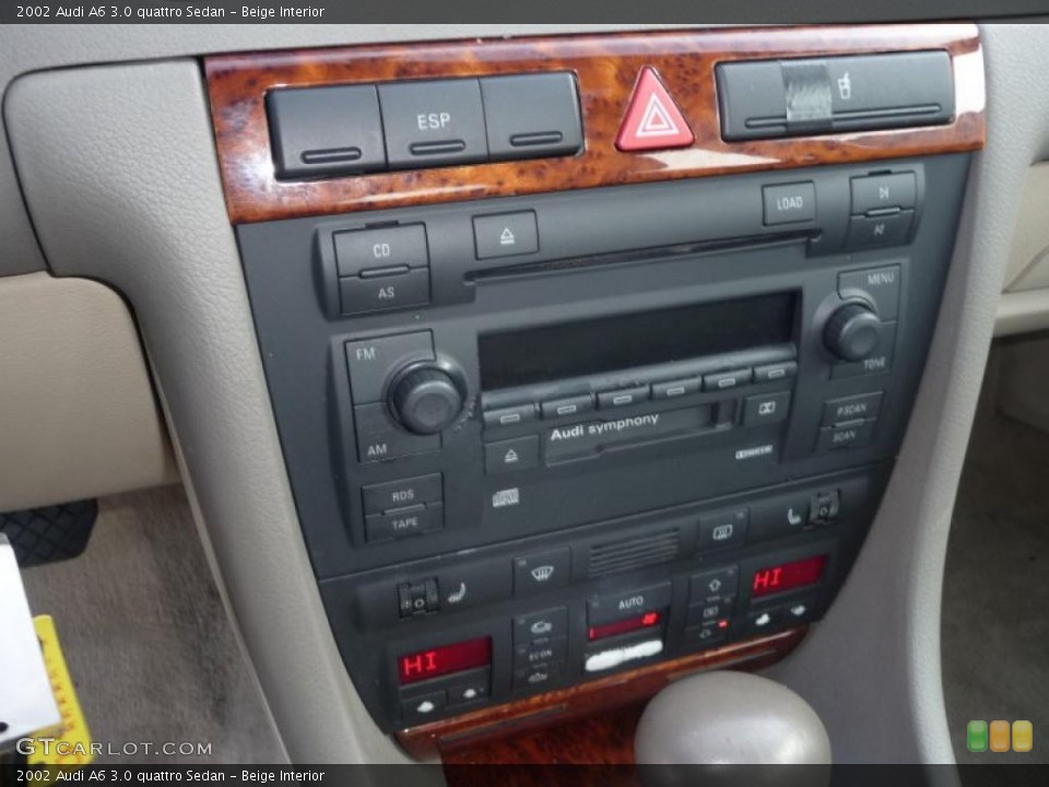 Beige Interior Controls for the 2002 Audi A6 3.0 quattro Sedan #41578859