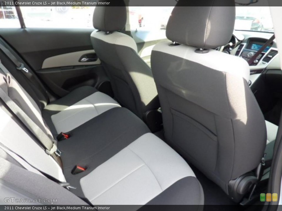 Jet Black/Medium Titanium Interior Photo for the 2011 Chevrolet Cruze LS #41585159