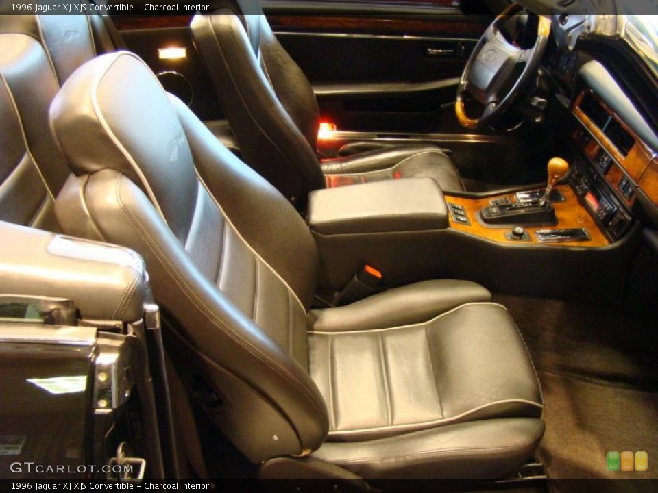 Charcoal Interior Photo for the 1996 Jaguar XJ XJS Convertible #41595973