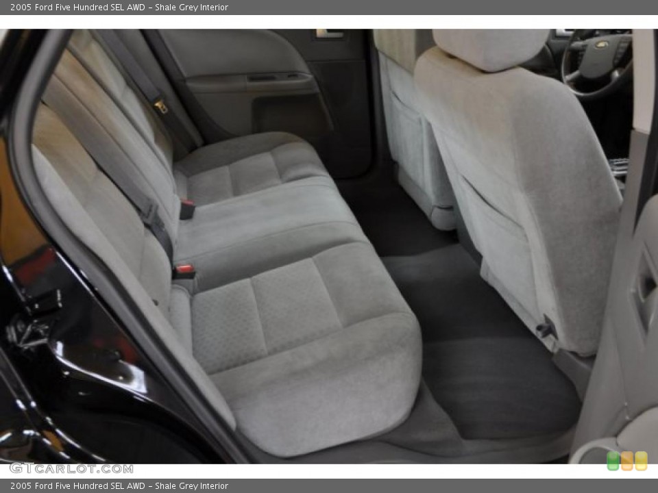 Shale Grey Interior Photo for the 2005 Ford Five Hundred SEL AWD #41598097