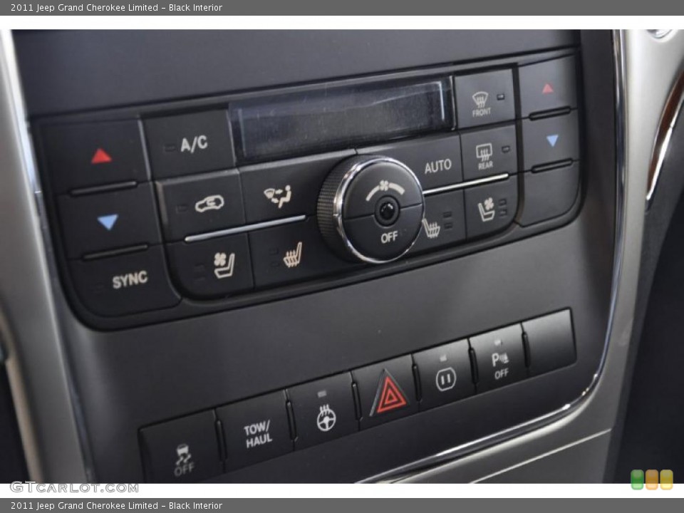 Black Interior Controls for the 2011 Jeep Grand Cherokee Limited #41601969
