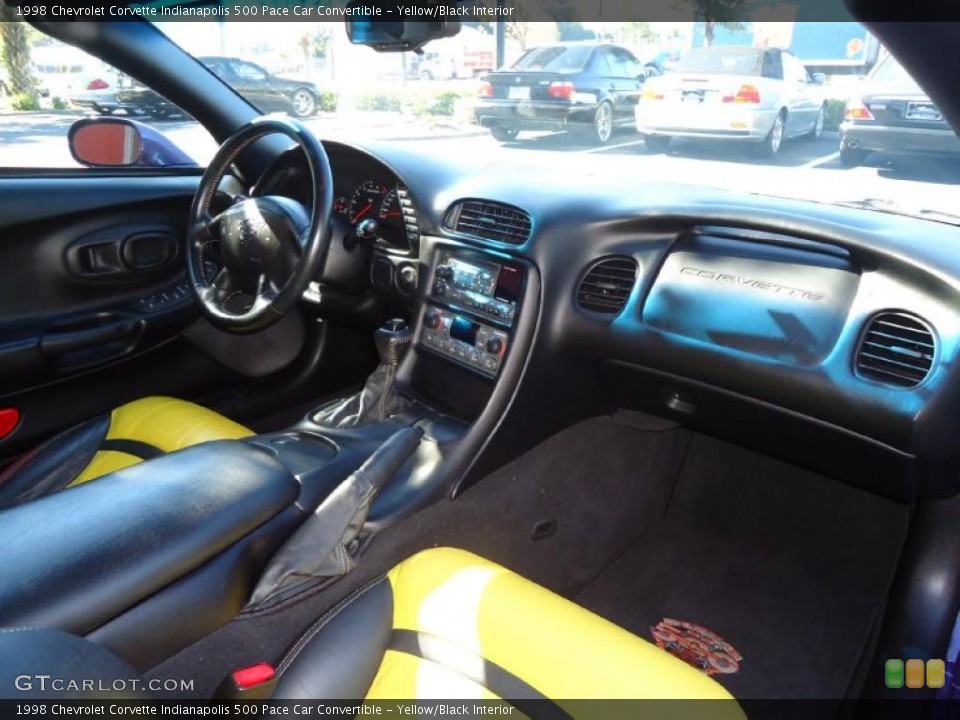 Yellow/Black Interior Dashboard for the 1998 Chevrolet Corvette Indianapolis 500 Pace Car Convertible #41604017