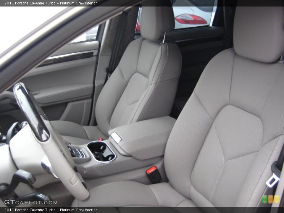 Platinum Grey Interior Photo for the 2011 Porsche Cayenne Turbo #41606309