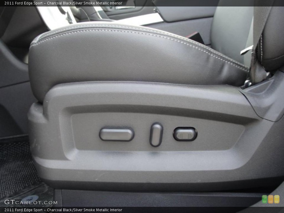 Charcoal Black/Silver Smoke Metallic Interior Controls for the 2011 Ford Edge Sport #41606357