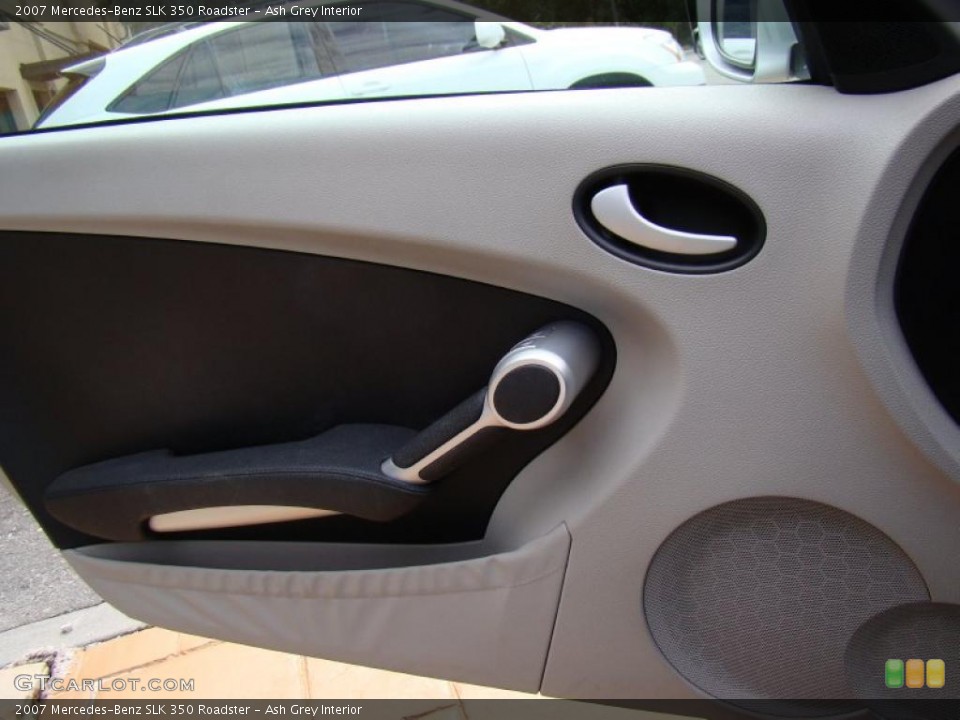 Ash Grey Interior Door Panel for the 2007 Mercedes-Benz SLK 350 Roadster #41608273