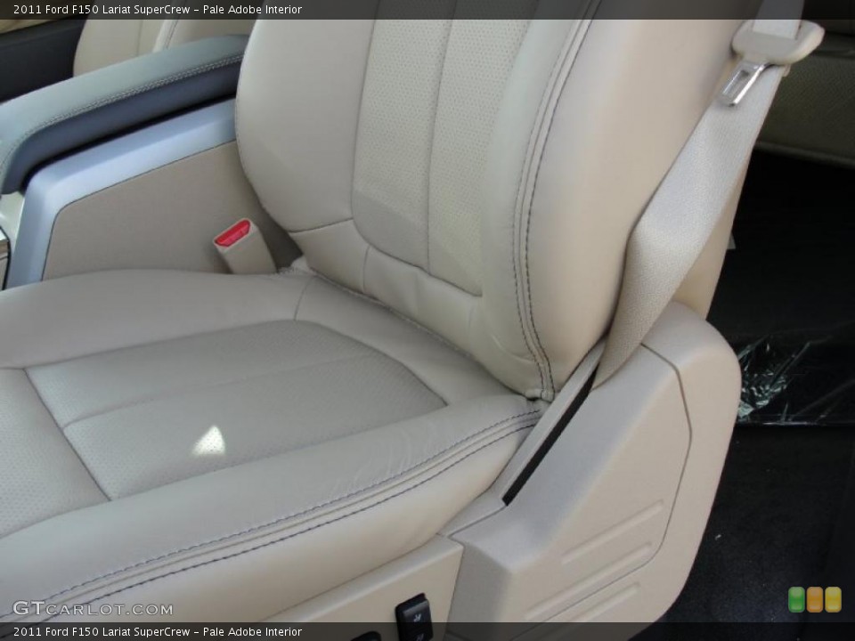 Pale Adobe Interior Photo for the 2011 Ford F150 Lariat SuperCrew #41609361