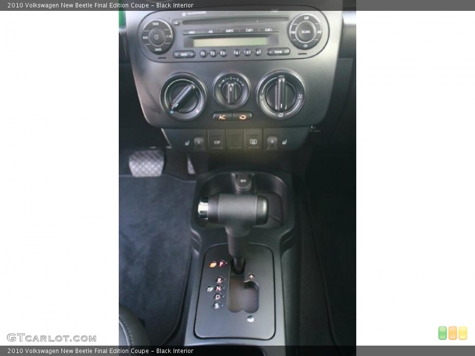 Black Interior Transmission for the 2010 Volkswagen New Beetle Final Edition Coupe #41616548