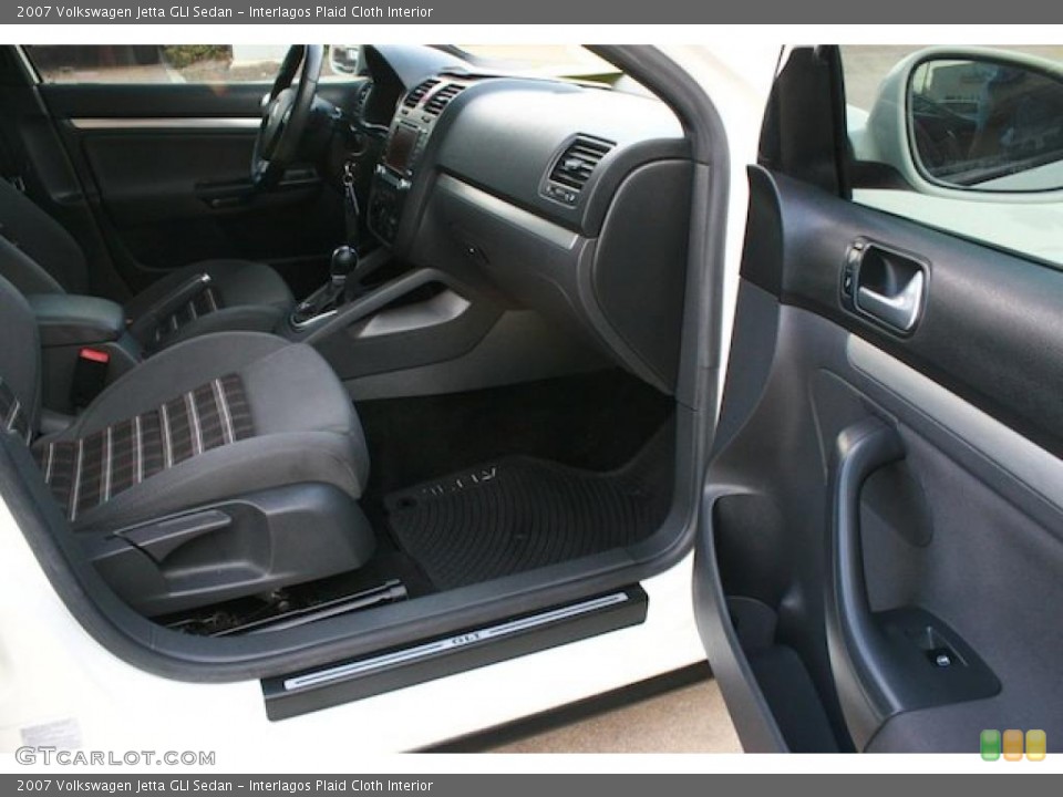 Interlagos Plaid Cloth Interior Photo for the 2007 Volkswagen Jetta GLI Sedan #41617325