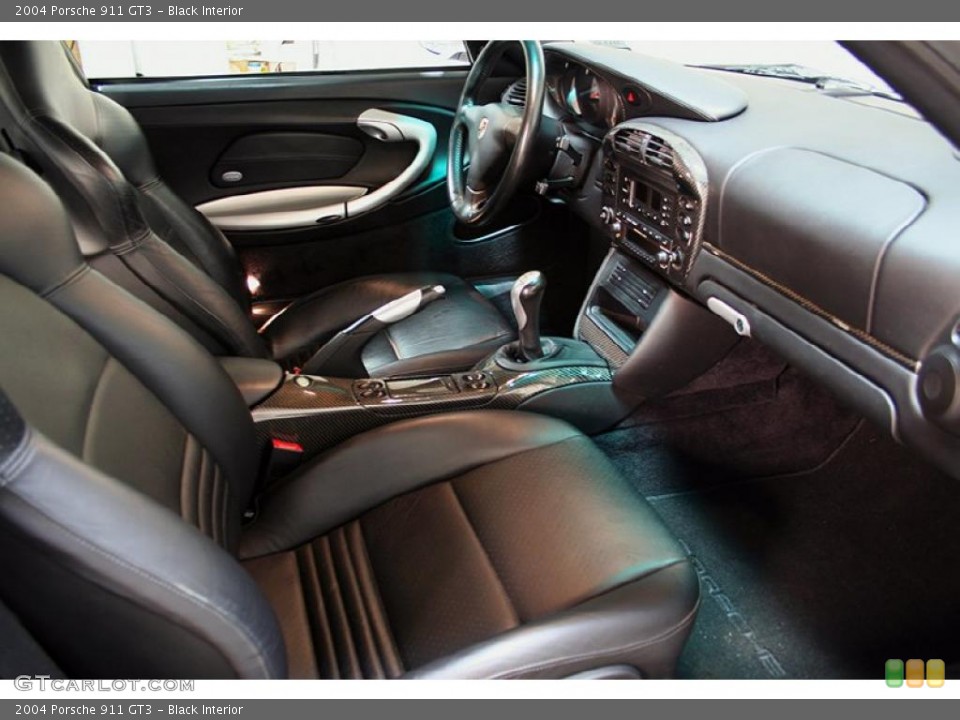 Black Interior Photo for the 2004 Porsche 911 GT3 #41618669