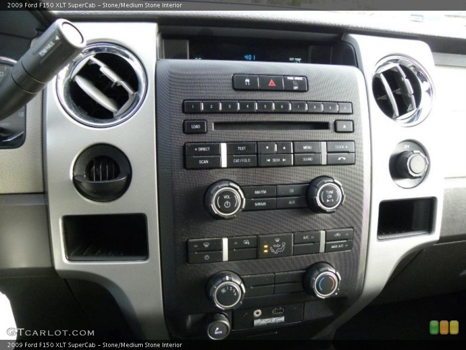 Stone/Medium Stone Interior Controls for the 2009 Ford F150 XLT SuperCab #41624482