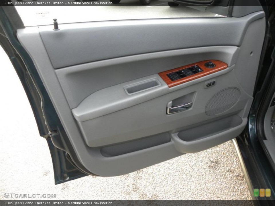 Medium Slate Gray Interior Door Panel for the 2005 Jeep Grand Cherokee Limited #41624594