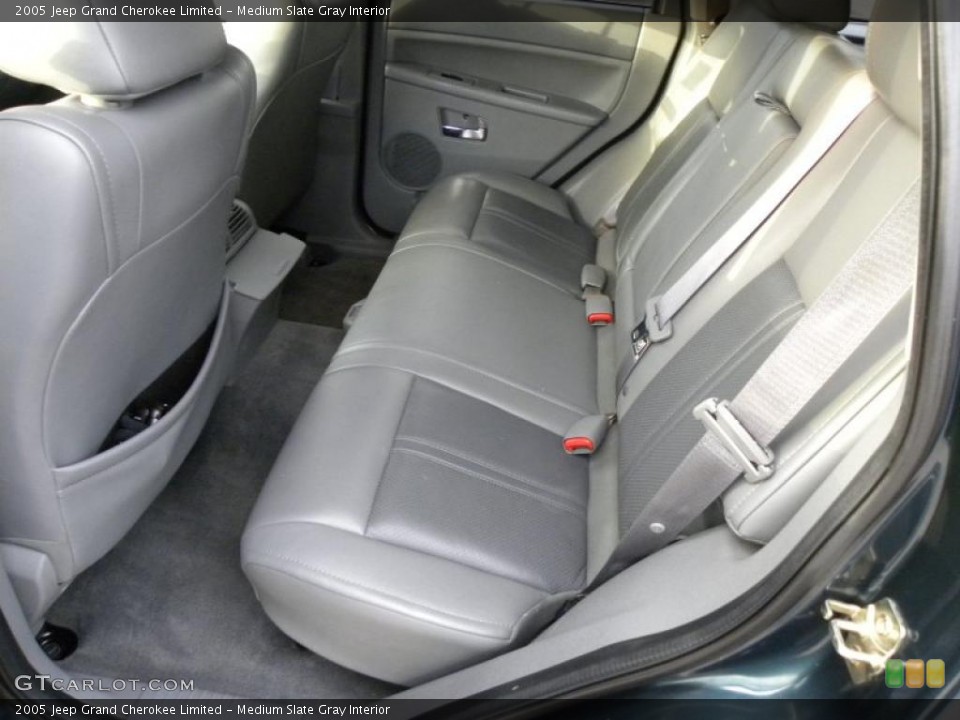 Medium Slate Gray Interior Photo for the 2005 Jeep Grand Cherokee Limited #41624602