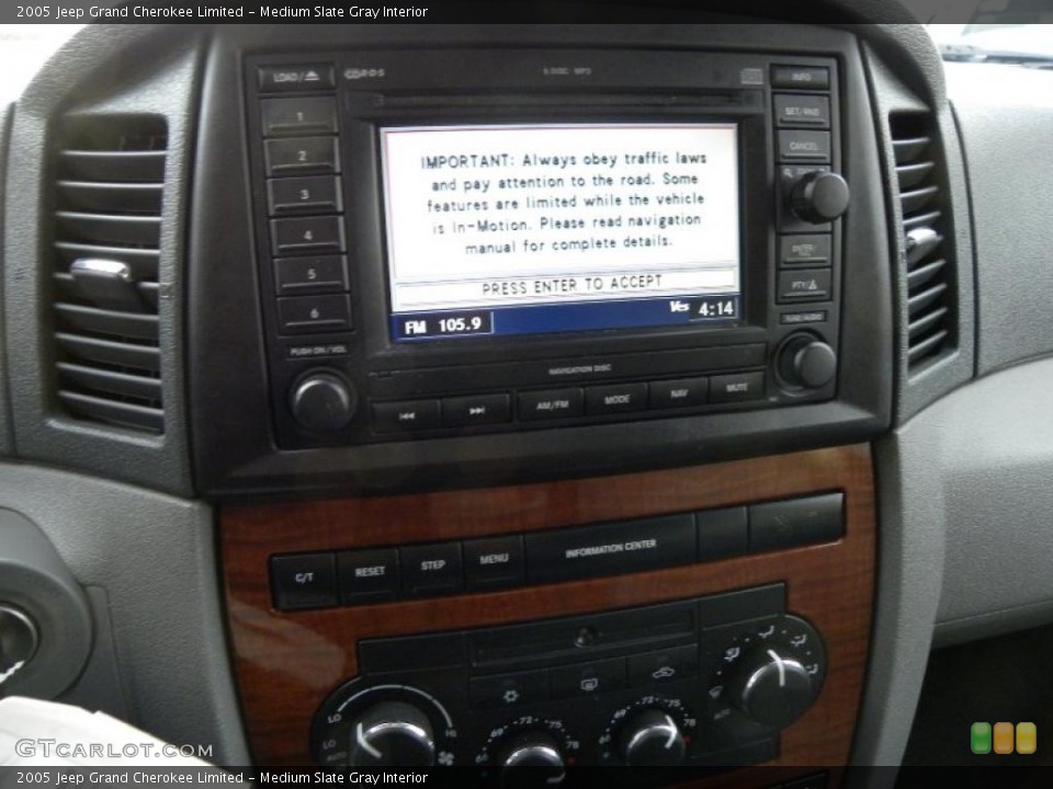 Medium Slate Gray Interior Controls for the 2005 Jeep Grand Cherokee Limited #41624798