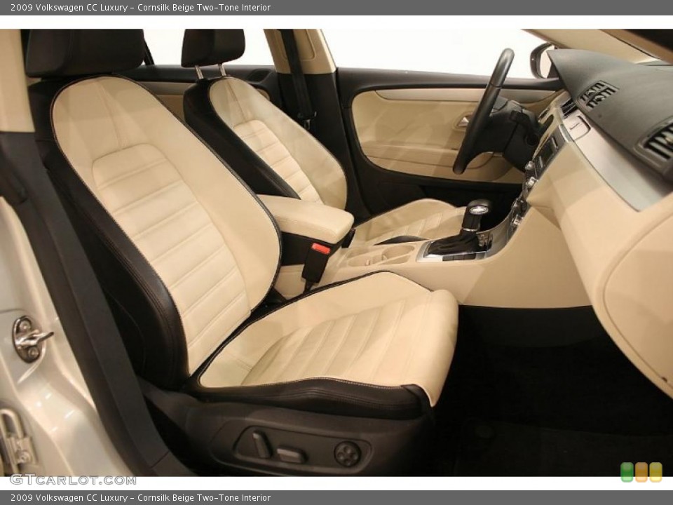 Cornsilk Beige Two-Tone Interior Photo for the 2009 Volkswagen CC Luxury #41628253