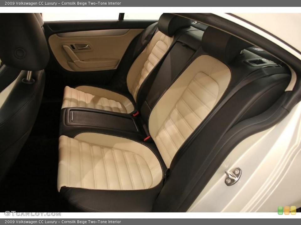 Cornsilk Beige Two-Tone Interior Photo for the 2009 Volkswagen CC Luxury #41628277