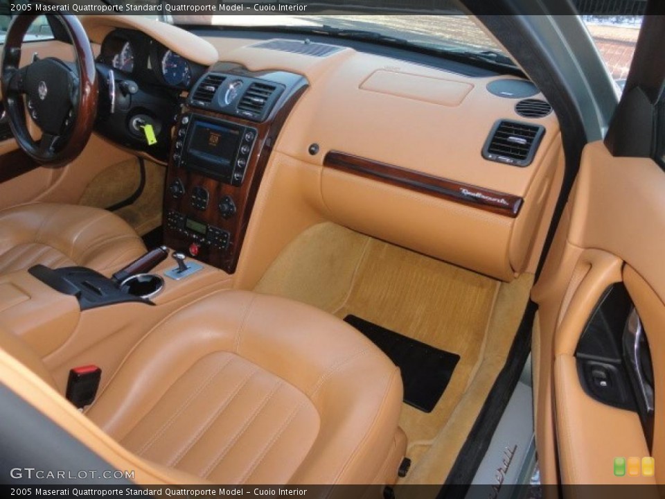 Cuoio Interior Photo for the 2005 Maserati Quattroporte  #41634479