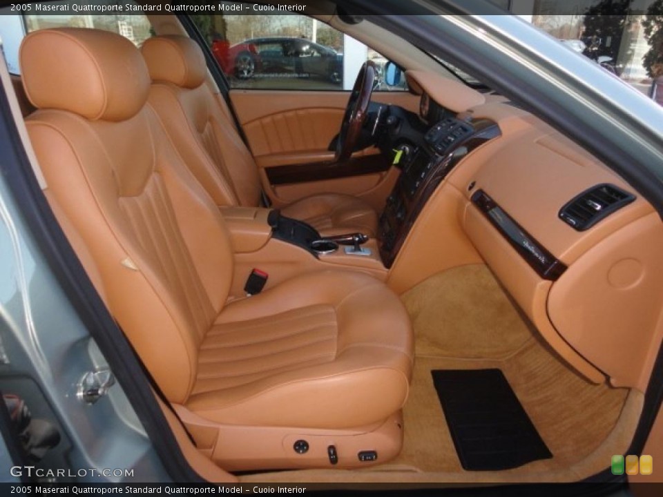 Cuoio Interior Photo for the 2005 Maserati Quattroporte  #41634495