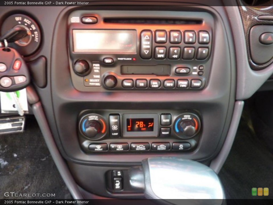 Dark Pewter Interior Controls for the 2005 Pontiac Bonneville GXP #41636087