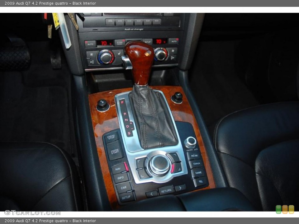 Black Interior Transmission for the 2009 Audi Q7 4.2 Prestige quattro #41649647