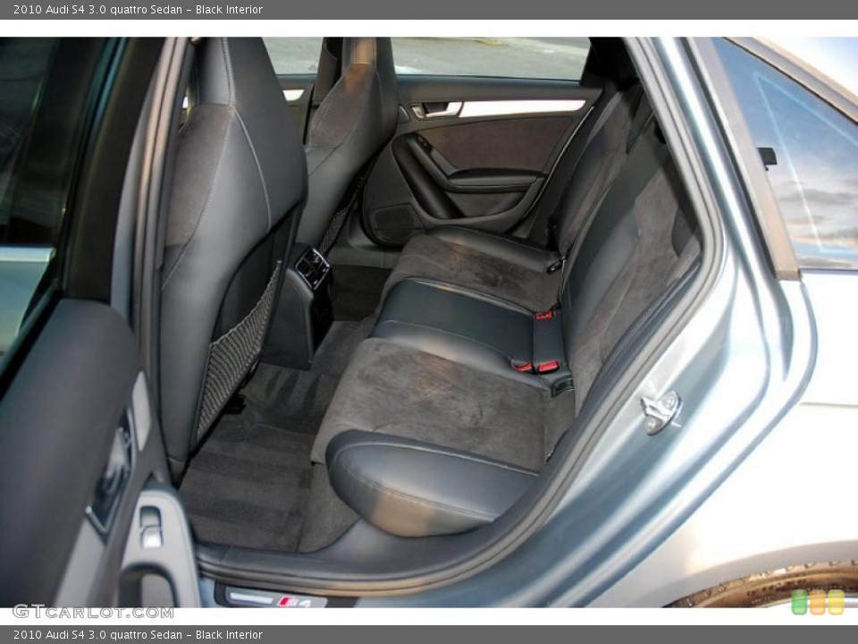 Black Interior Photo for the 2010 Audi S4 3.0 quattro Sedan #41650567