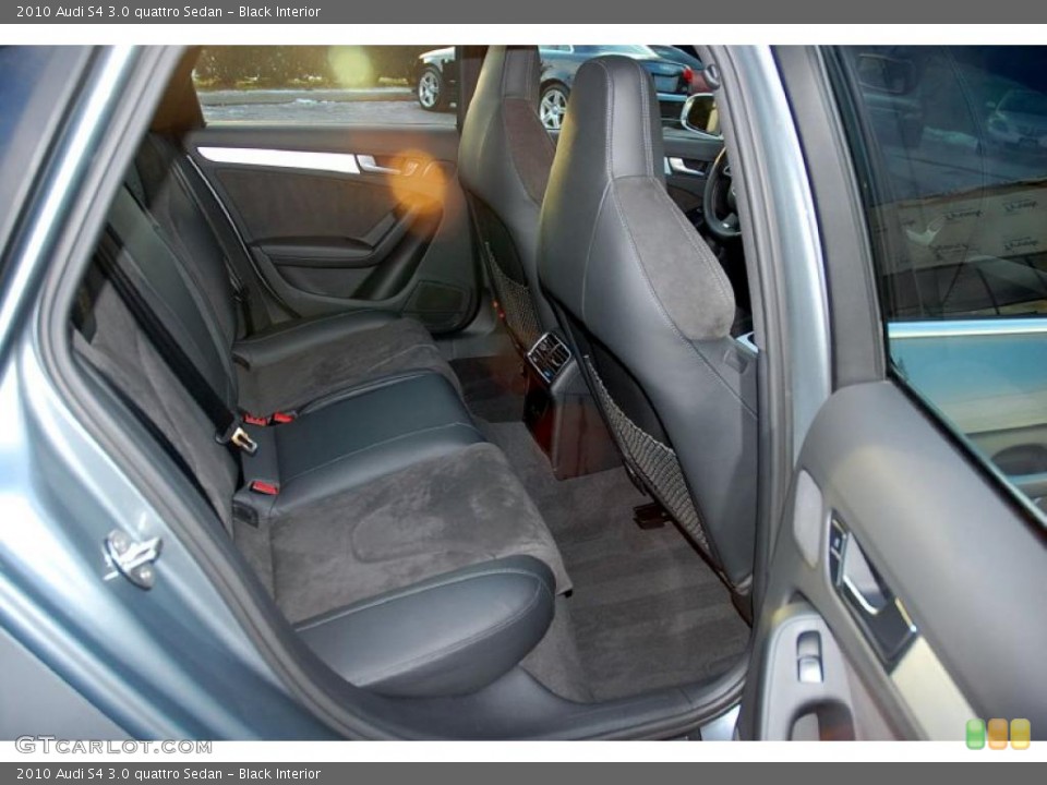 Black Interior Photo for the 2010 Audi S4 3.0 quattro Sedan #41650623