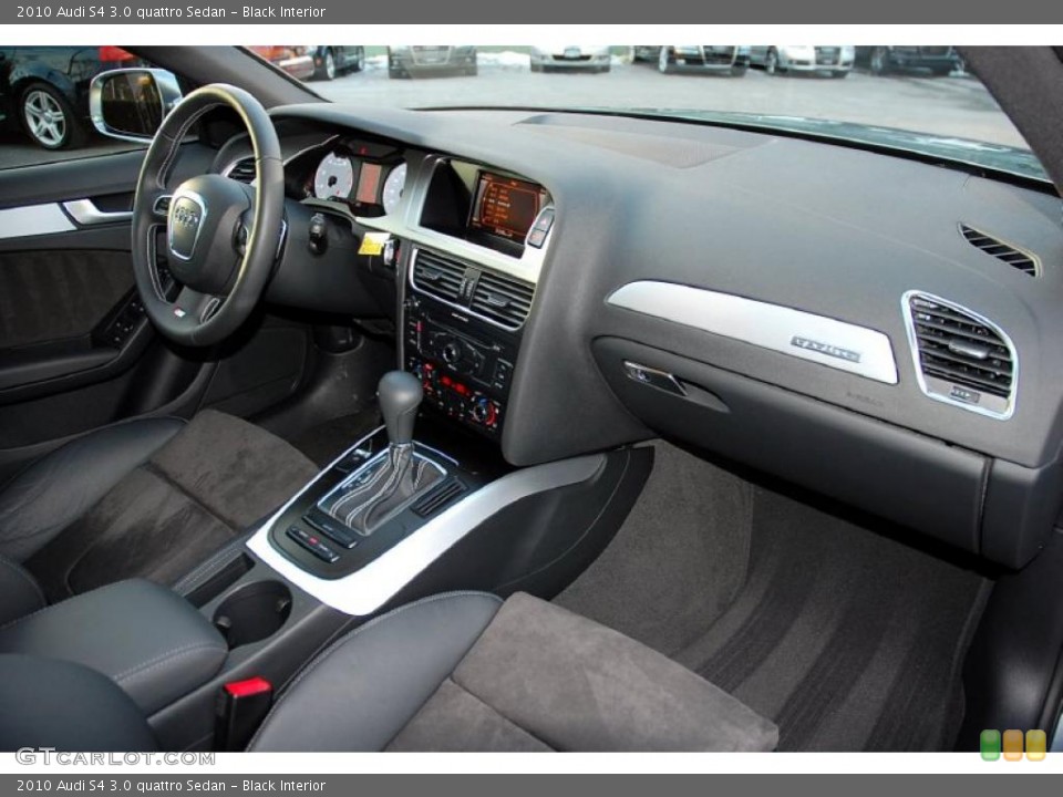 Black Interior Dashboard for the 2010 Audi S4 3.0 quattro Sedan #41650667