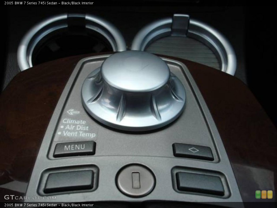 Black/Black Interior Controls for the 2005 BMW 7 Series 745i Sedan #41651639