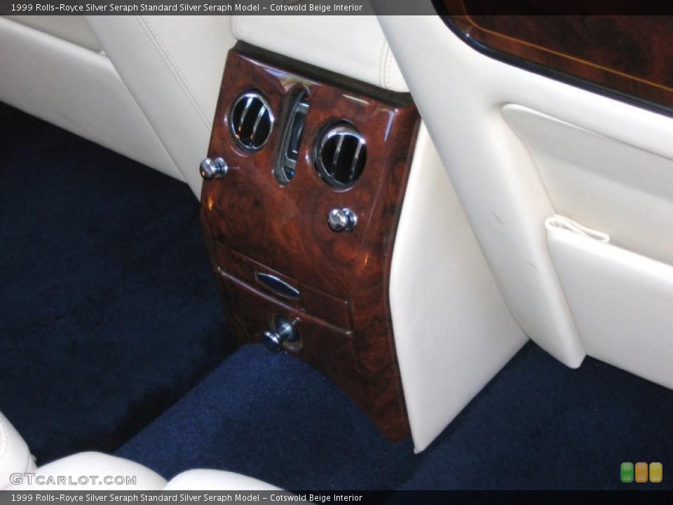 Cotswold Beige Interior Controls for the 1999 Rolls-Royce Silver Seraph  #41653219