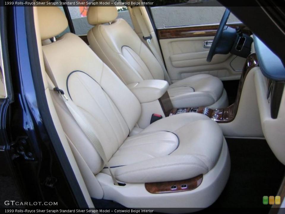 Cotswold Beige Interior Photo for the 1999 Rolls-Royce Silver Seraph  #41653235