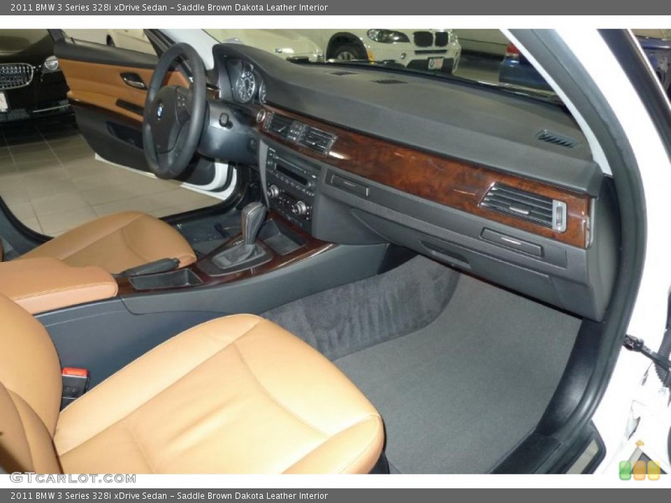 Saddle Brown Dakota Leather Interior Photo for the 2011 BMW 3 Series 328i xDrive Sedan #41659191