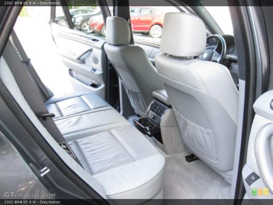 Grey Interior Photo for the 2002 BMW X5 4.4i #41659611
