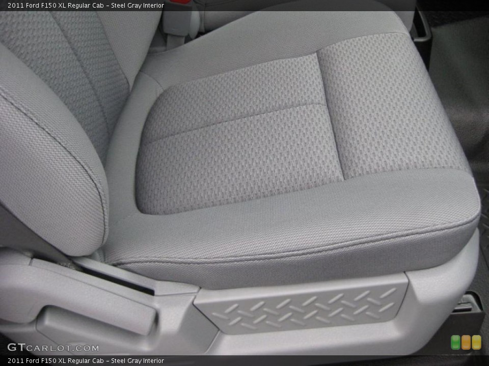 Steel Gray Interior Photo for the 2011 Ford F150 XL Regular Cab #41661587