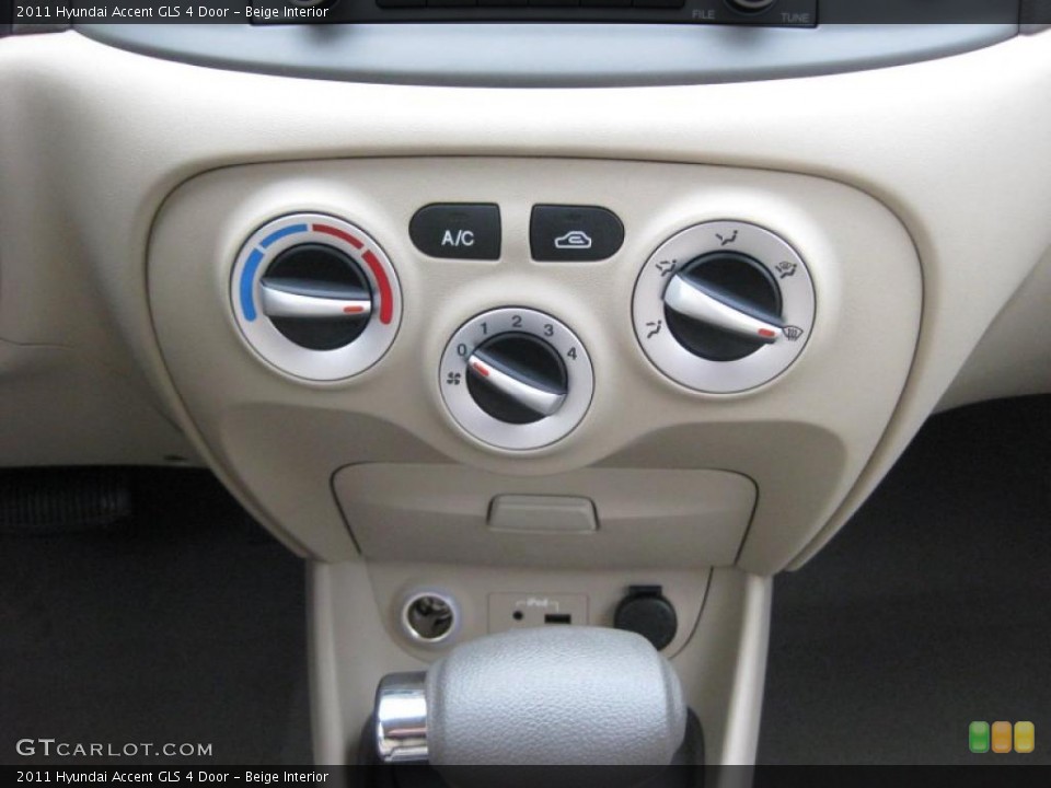 Beige Interior Controls for the 2011 Hyundai Accent GLS 4 Door #41665015