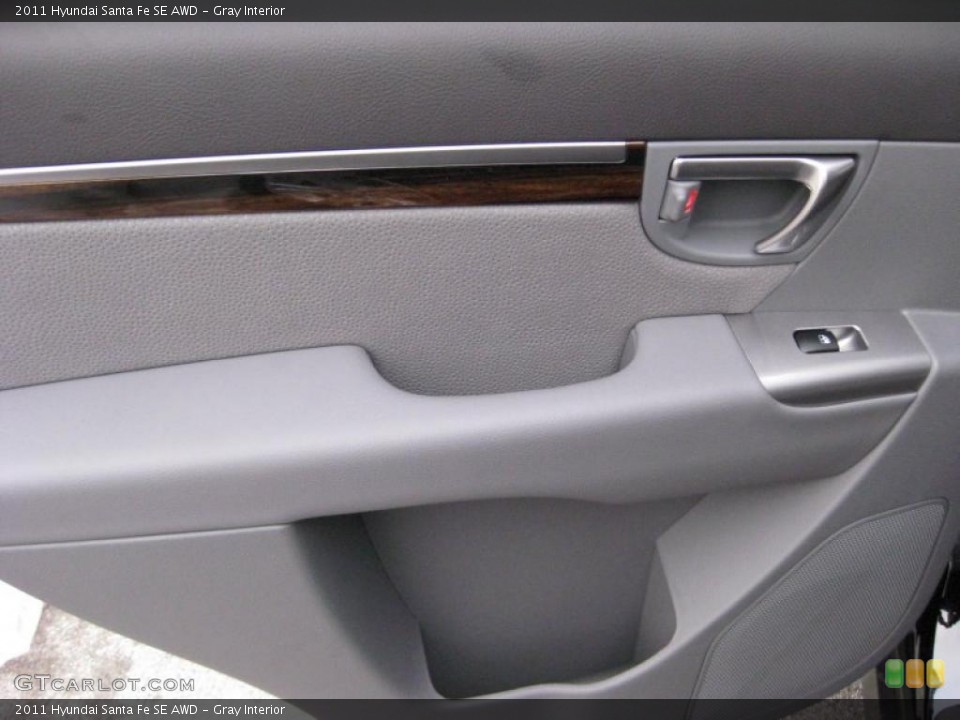 Gray Interior Door Panel for the 2011 Hyundai Santa Fe SE AWD #41665343