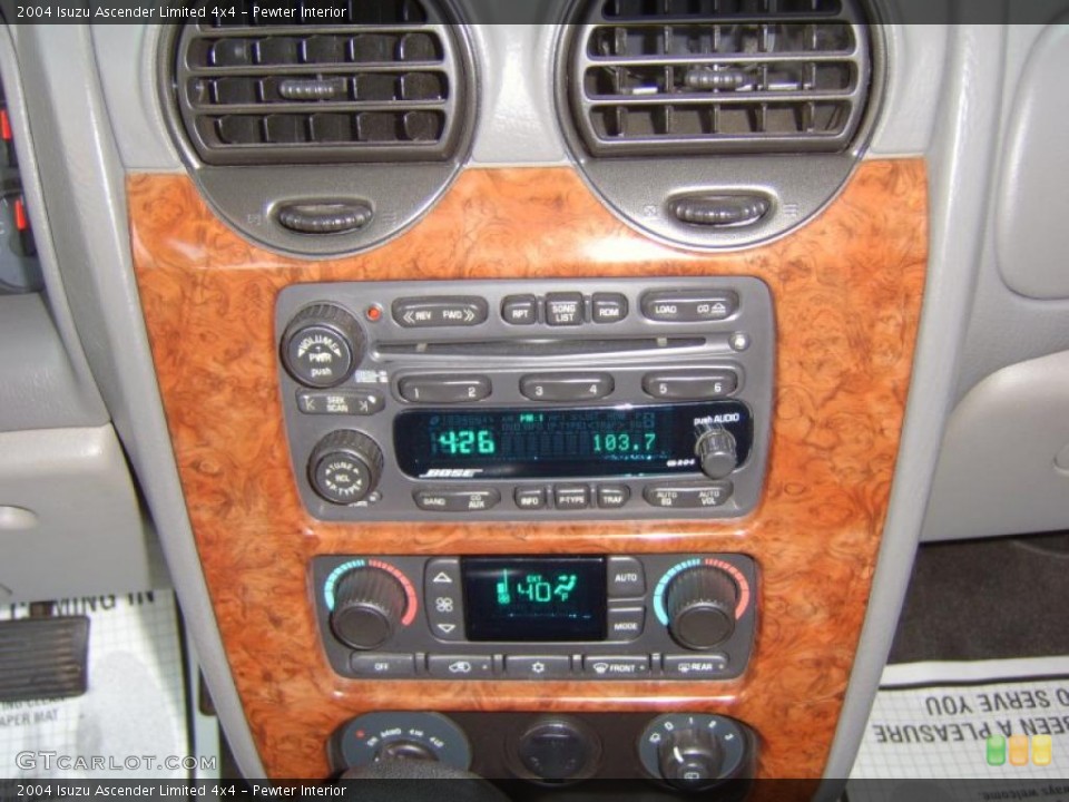 Pewter Interior Controls for the 2004 Isuzu Ascender Limited 4x4 #41669616