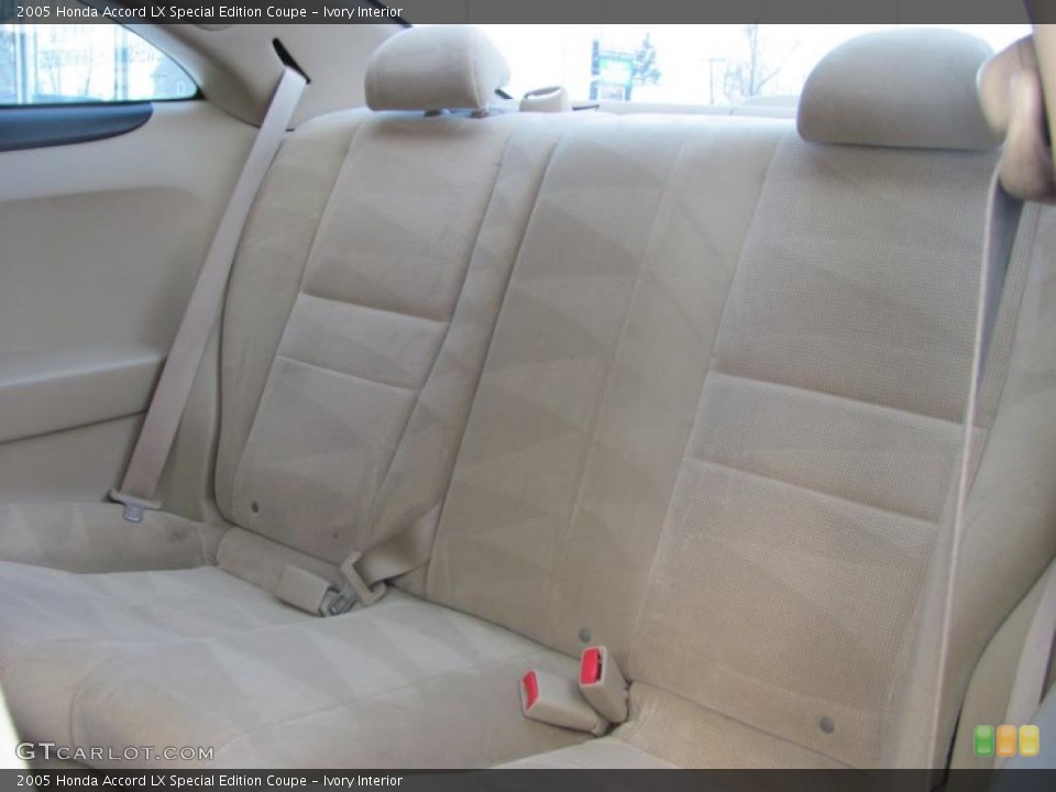 Ivory Interior Photo for the 2005 Honda Accord LX Special Edition Coupe #41671222