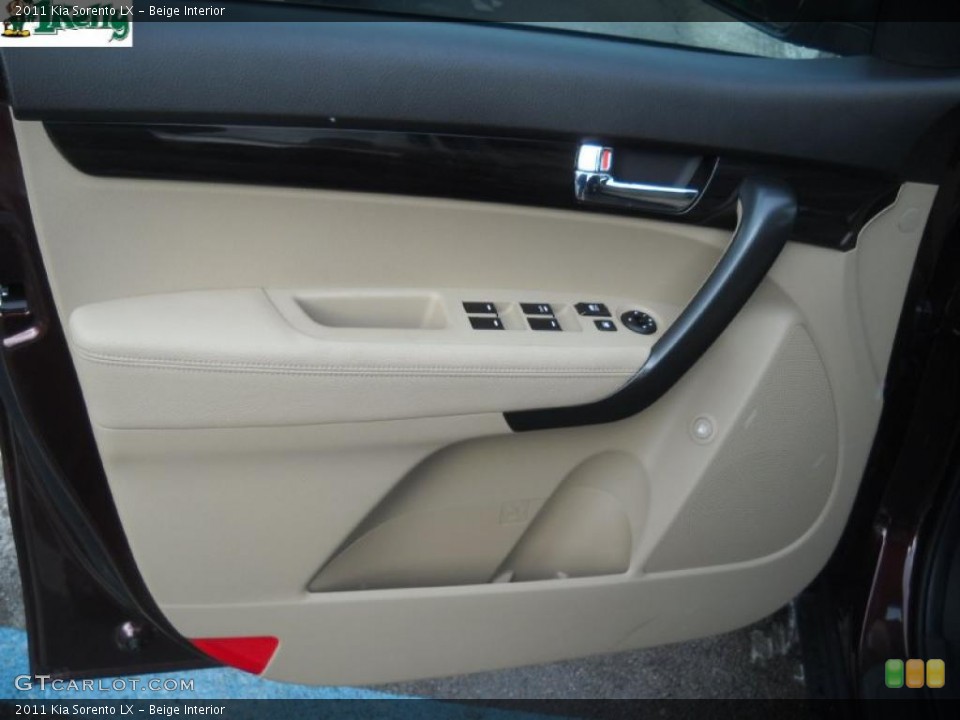 Beige Interior Door Panel for the 2011 Kia Sorento LX #41671484