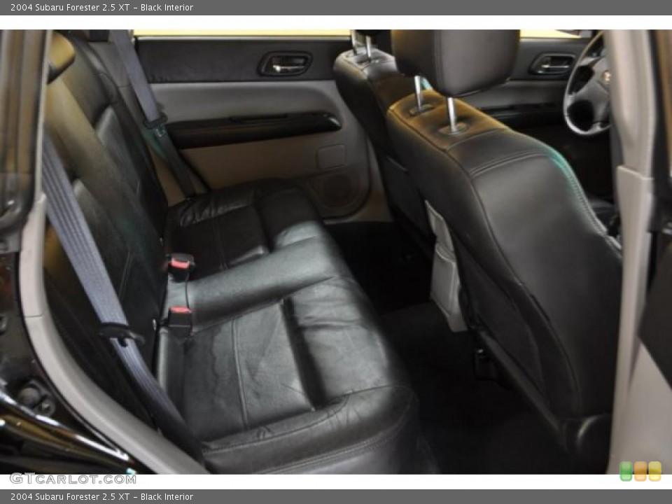 Black Interior Photo for the 2004 Subaru Forester 2.5 XT #41678917